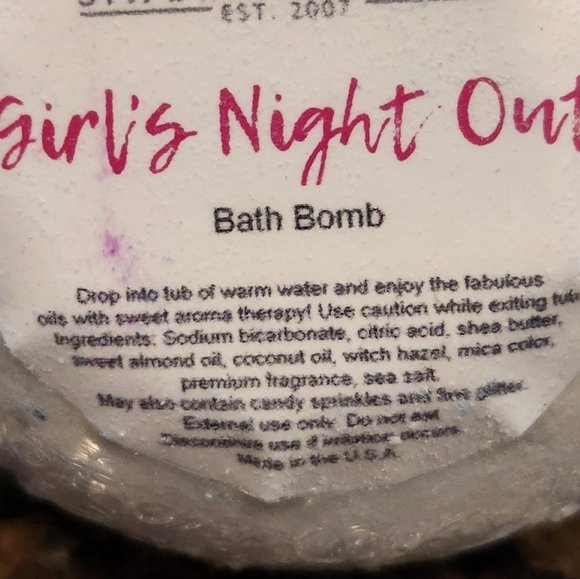 Triple Bath Bomb Bundle Girl's Spa Day Relax Bath Time - Picture 4 of 4